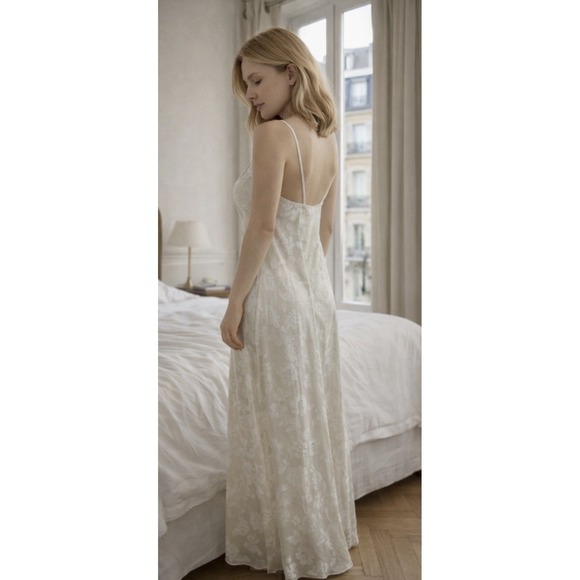 Vtg 1990s Victoria's Secret Nightgown Gold Label Cream/ Ivory Sz Large Bridal - Picture 2 of 9